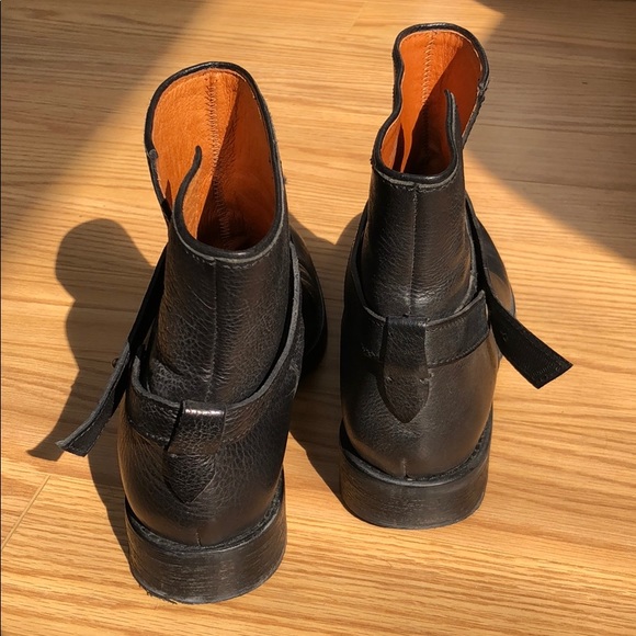 Madewell Leather Black Flat Ankle Boots - Picture 3 of 3